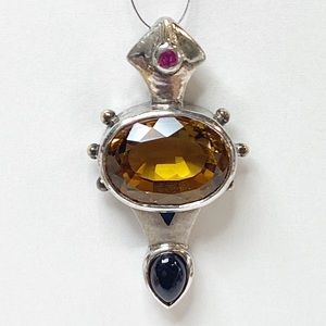 Vintage Sterling Silver Pendant